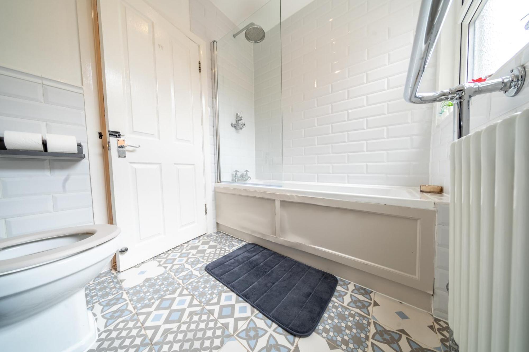Beautiful 2 Bedroom With Private Garden In Wimbledon - Minutes From Lejlighed