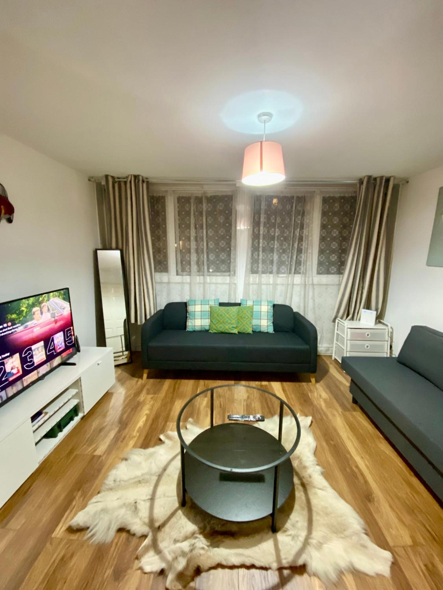 3 Bedroom Flat, Oxford Circus, W1w Leilighet London