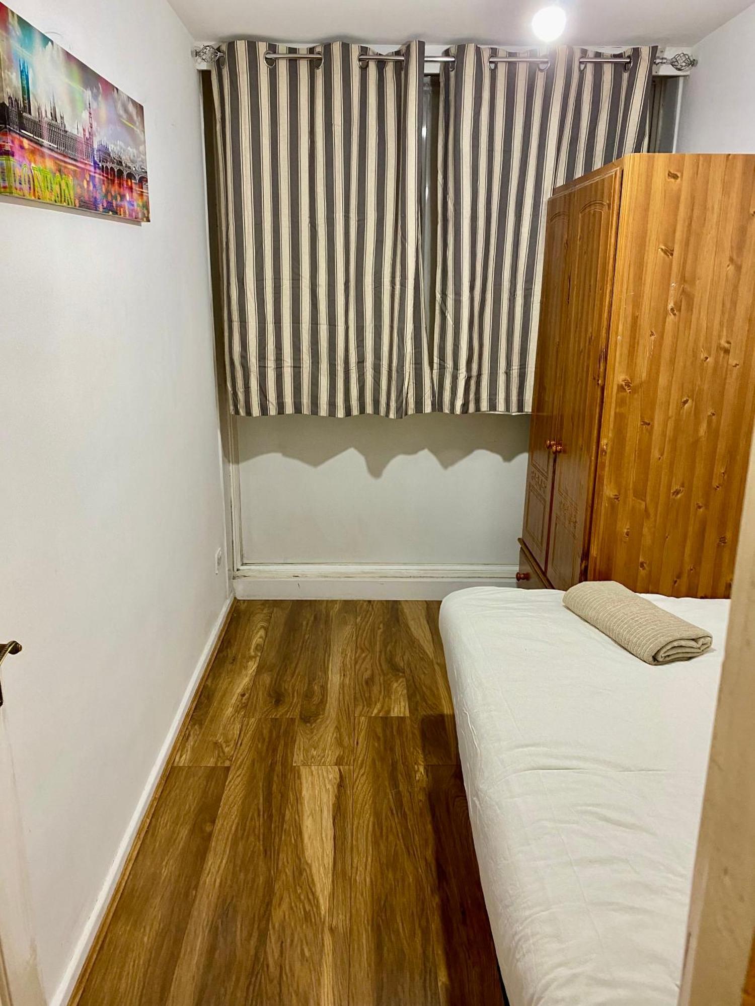 3 Bedroom Flat, Oxford Circus, W1w Leilighet London