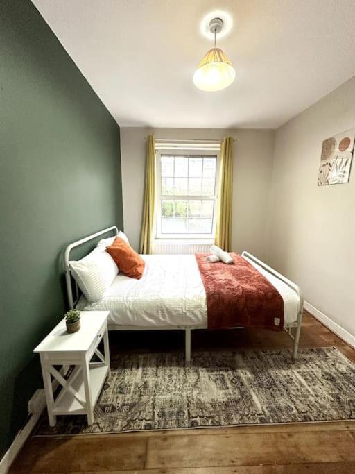 Quirky 3 Bedroom Flat In Shoreditch Leilighet *