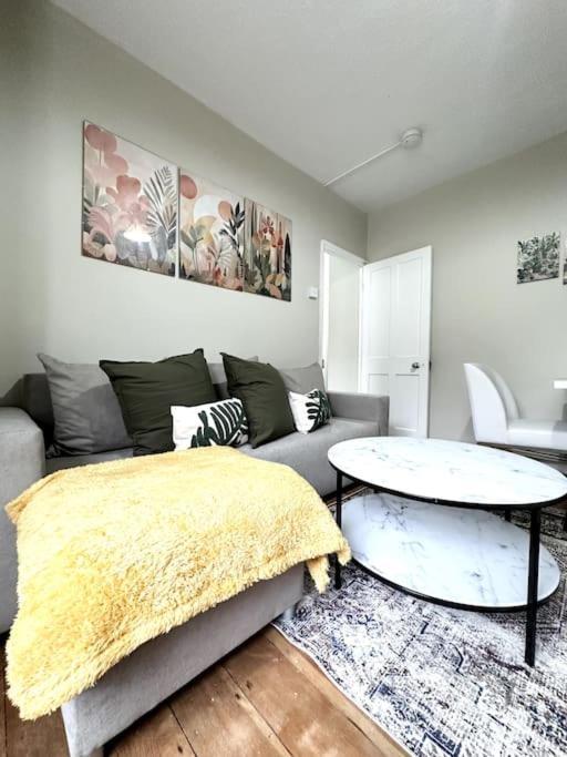 Quirky 3 Bedroom Flat In Shoreditch * London