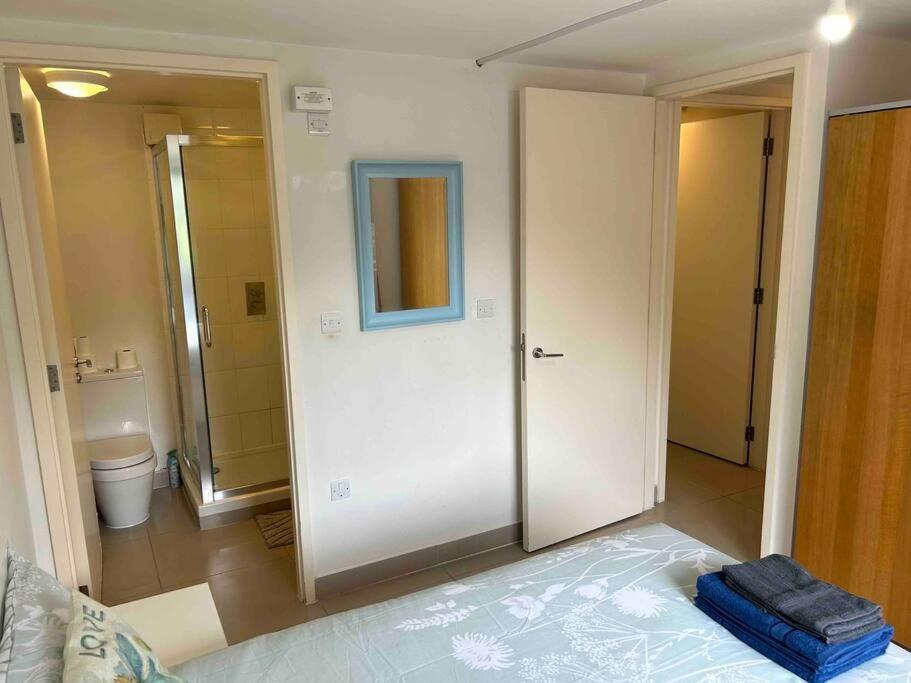 2-bedroom Portobello Apartment *