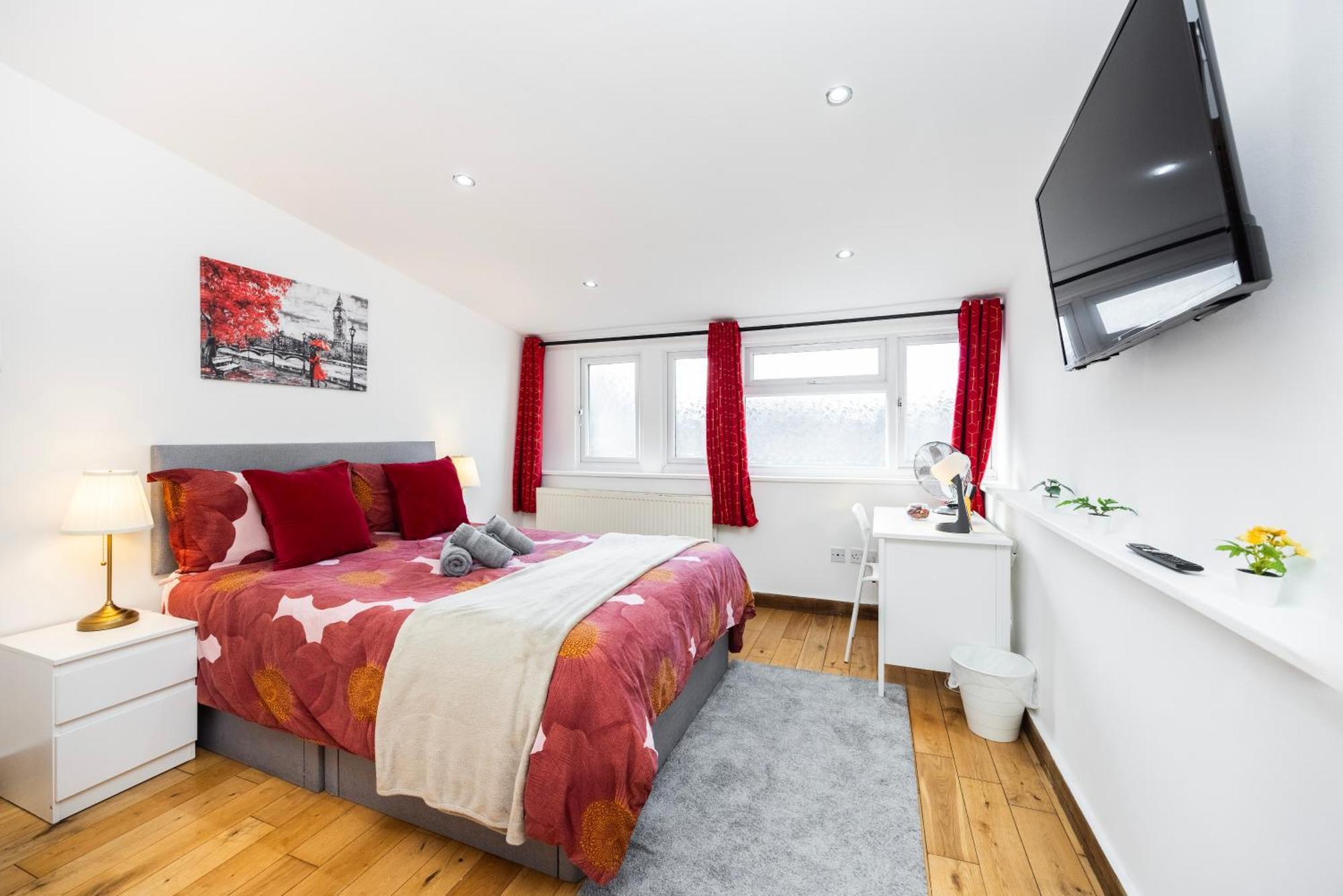 Apartment 2 Bedroom Charming & Magnificent Flat