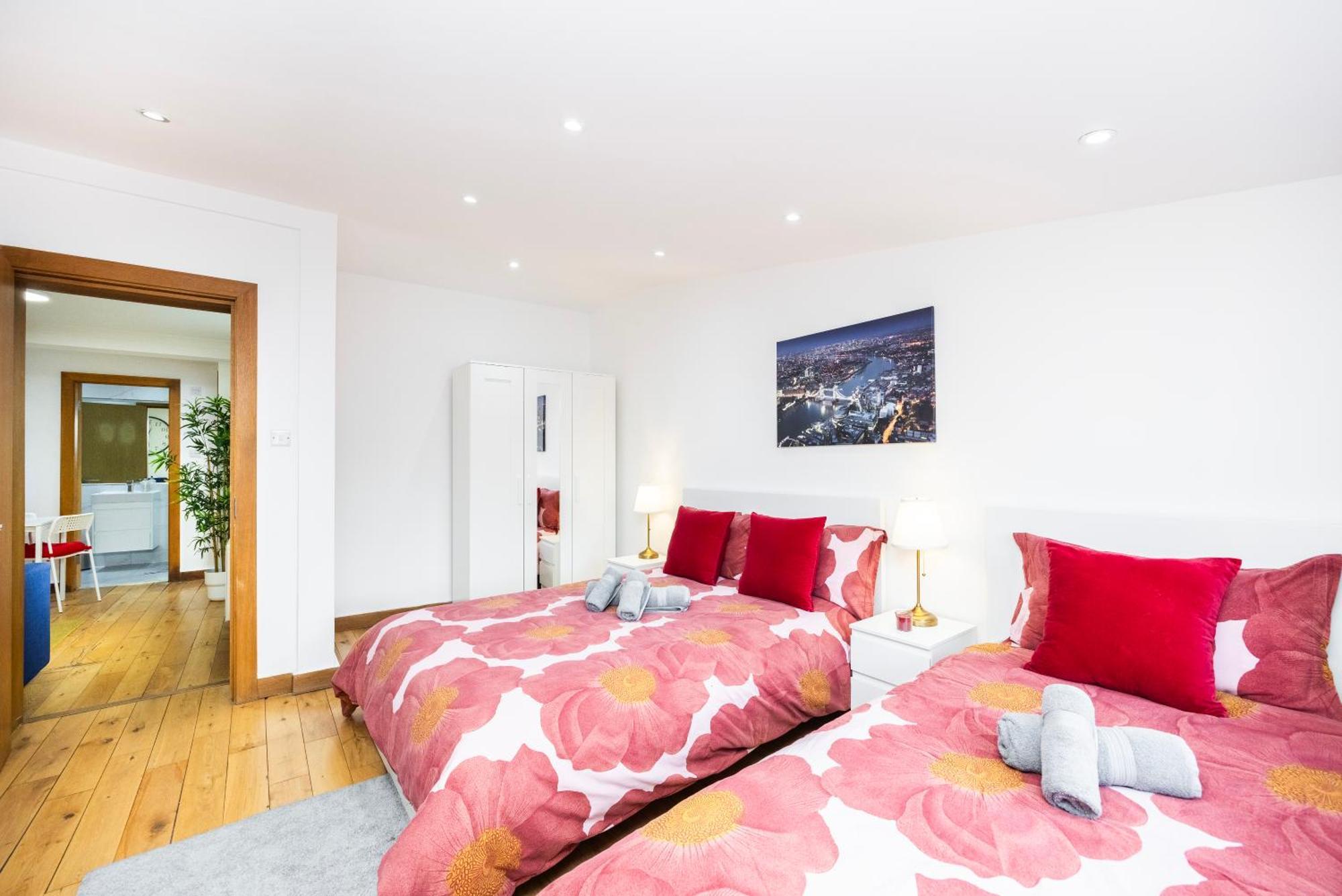 2 Bedroom Charming & Magnificent Flat