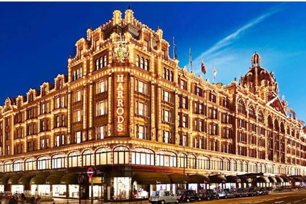 Appartement Elegant 2 Bedroom Apartment, Steps From History & V&a Museums, 2 Bathroom & 2 Elevators Londen