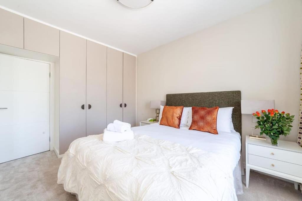 Appartement Elegant 2 Bedroom Apartment, Steps From History & V&a Museums, 2 Bathroom & 2 Elevators *