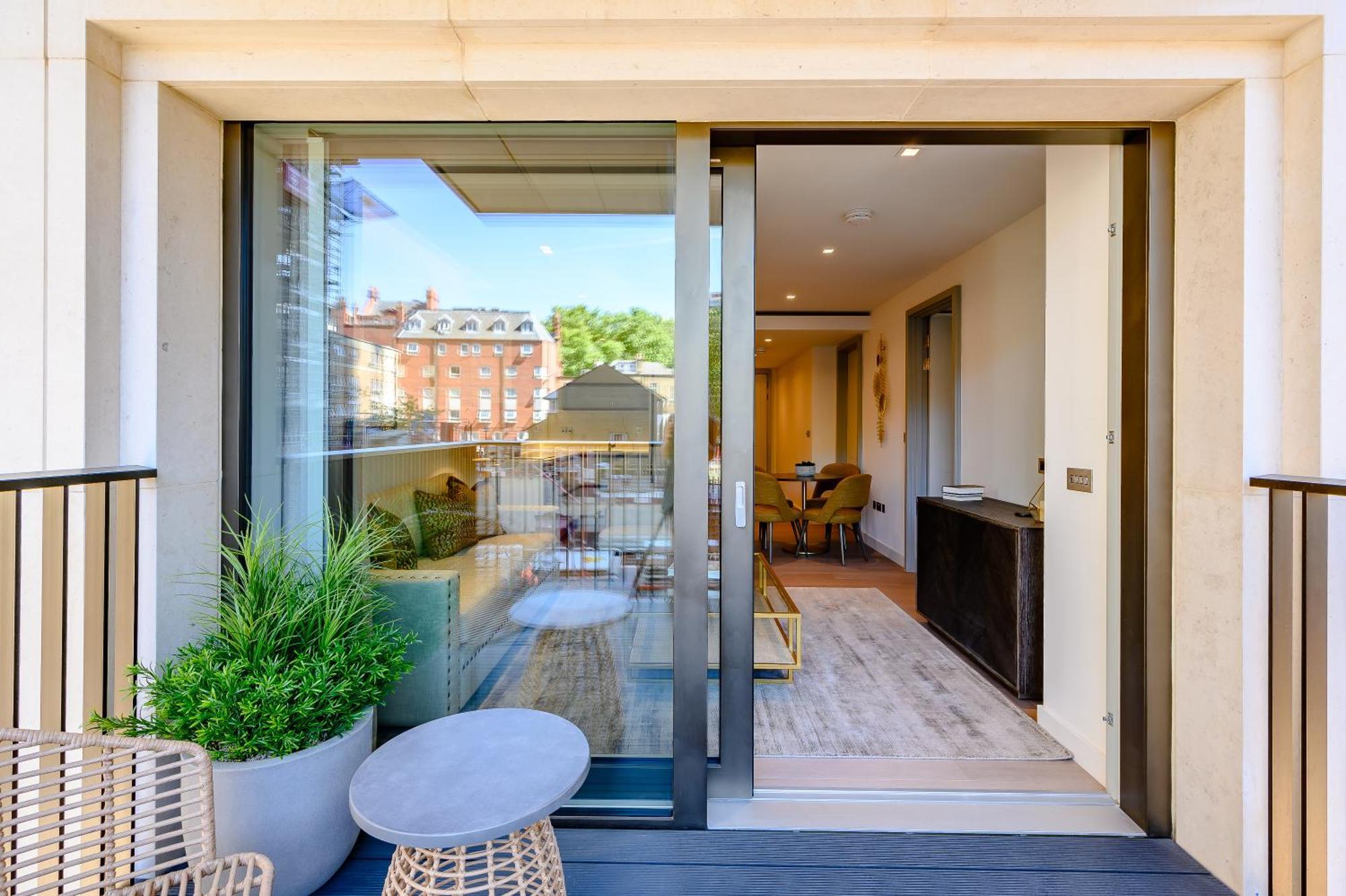 Garrett Mansions Londen