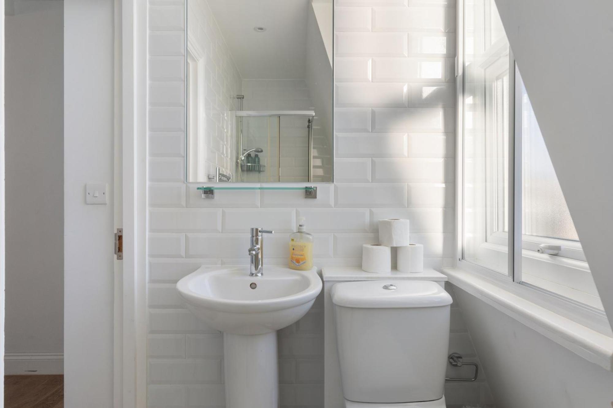 Apartment Hafh In Paddington - Double 3 *