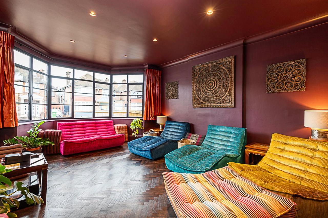 Stunning 5 Bed House In Willesden Green! London