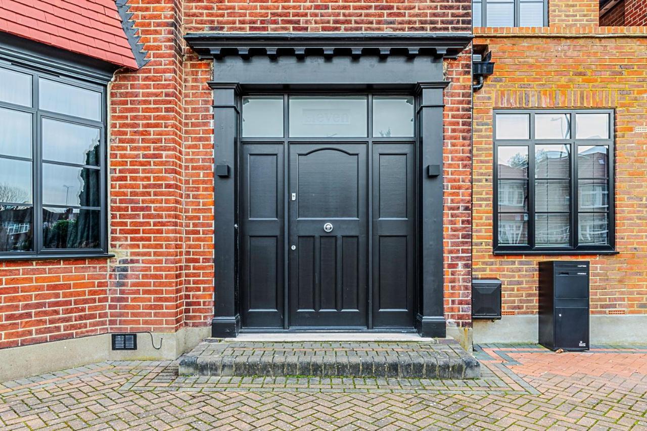Holiday home Stunning 5 Bed House In Willesden Green! *