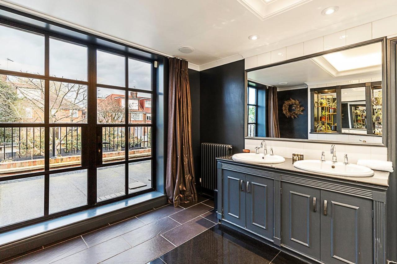 Stunning 5 Bed House In Willesden Green!