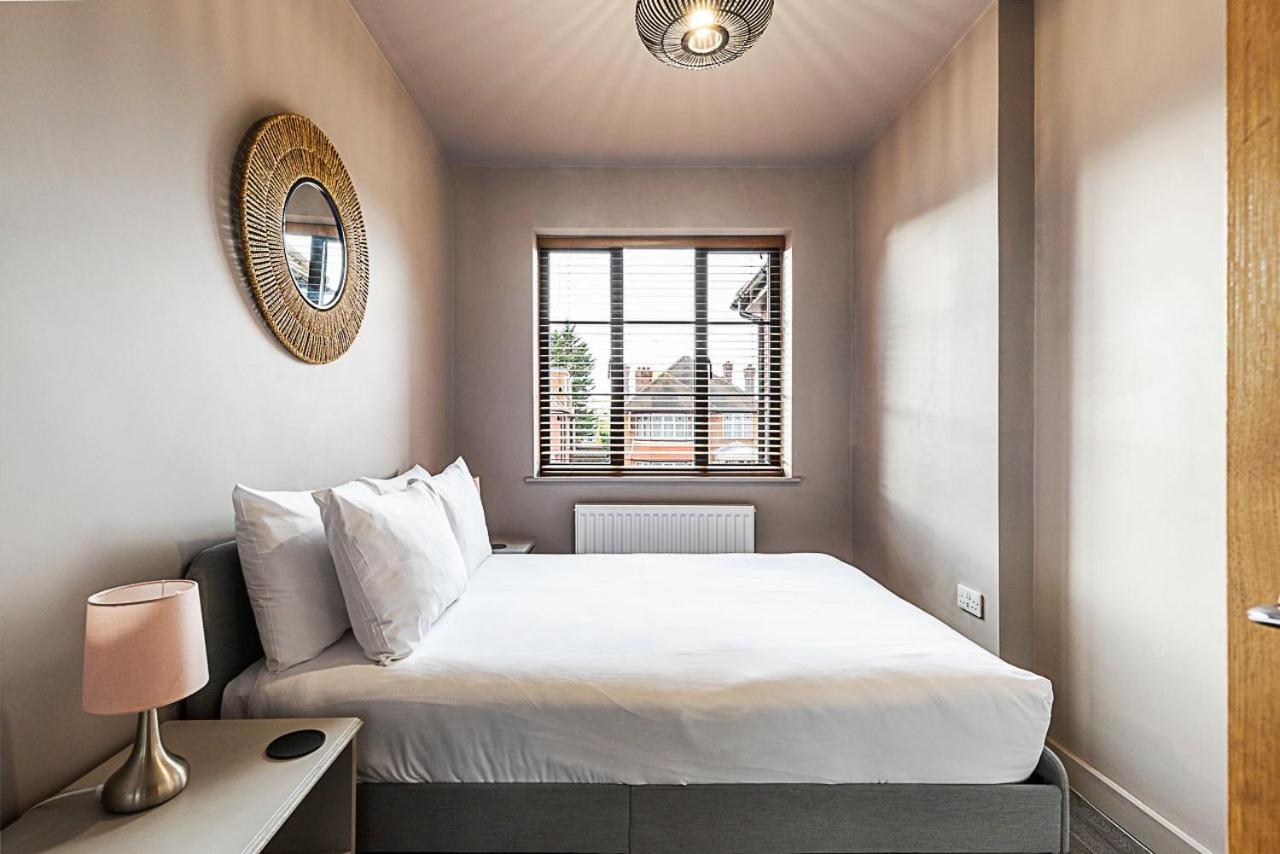 Stunning 5 Bed House In Willesden Green!