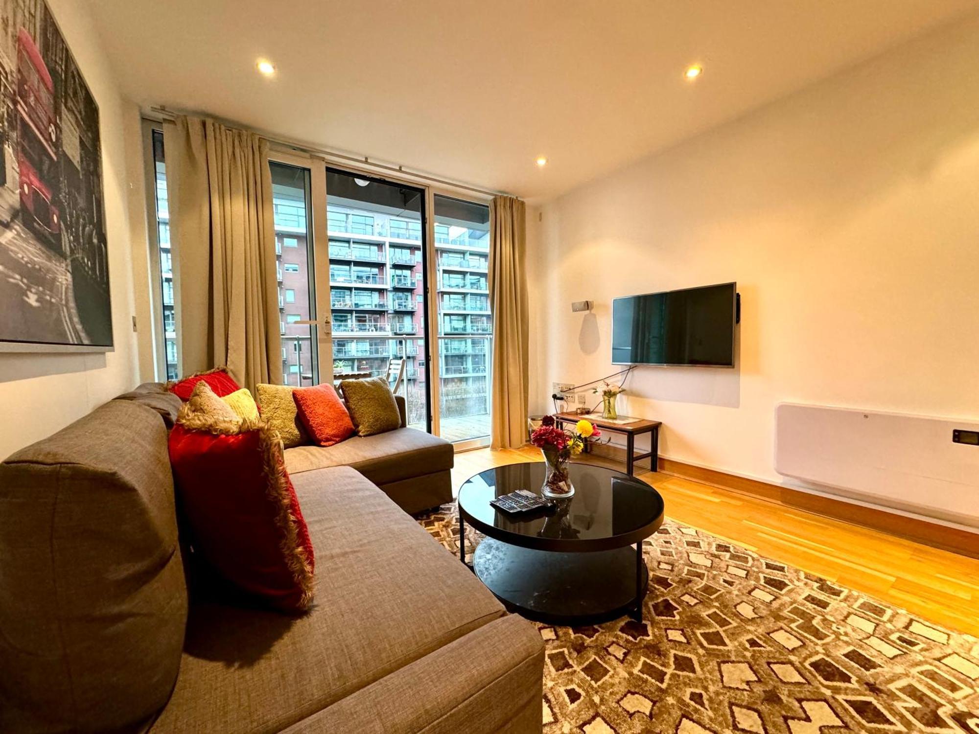 Cute 1 Bedroom Battersea Central By Wild Appartement