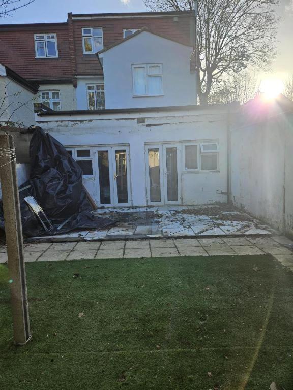 Guest house Private Direct Travel Heathrow & Ldn