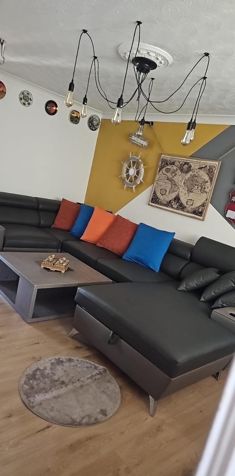 Cosy House Close To Bridge Guest house *