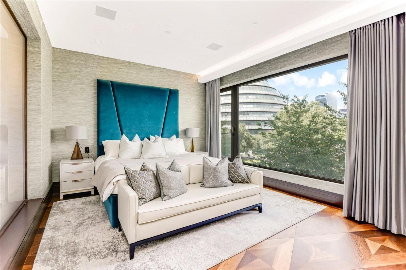 5 Million Pound Super Luxury Large Duplex Penthouse Sleeps 8 Lejlighed London