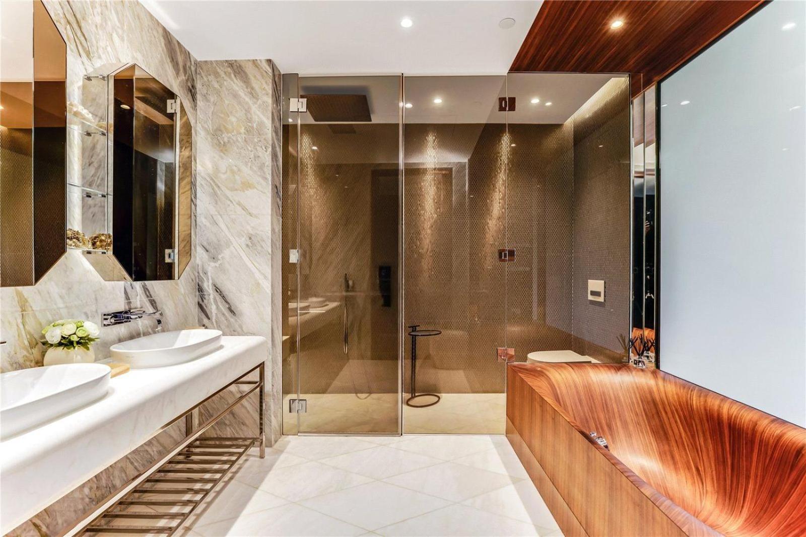 5 Million Pound Super Luxury Large Duplex Penthouse Sleeps 8 Lejlighed