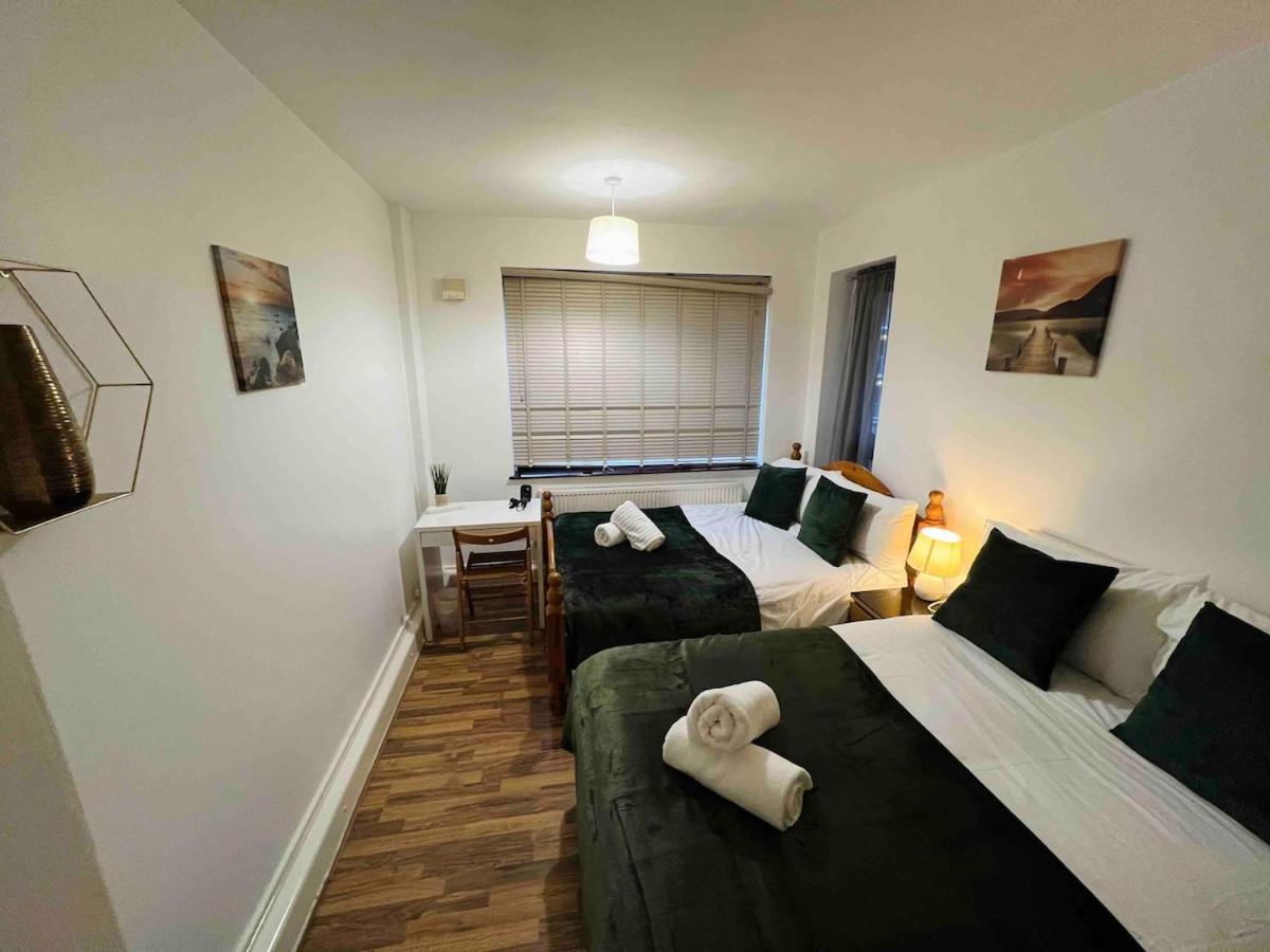 Entire Flat In King's Cross Apartment