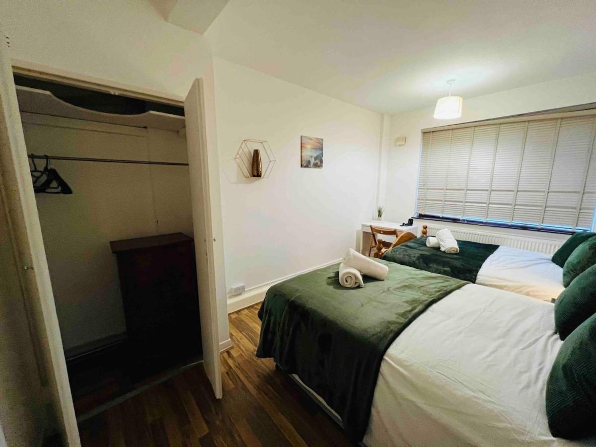 Entire Flat In King's Cross Apartment *