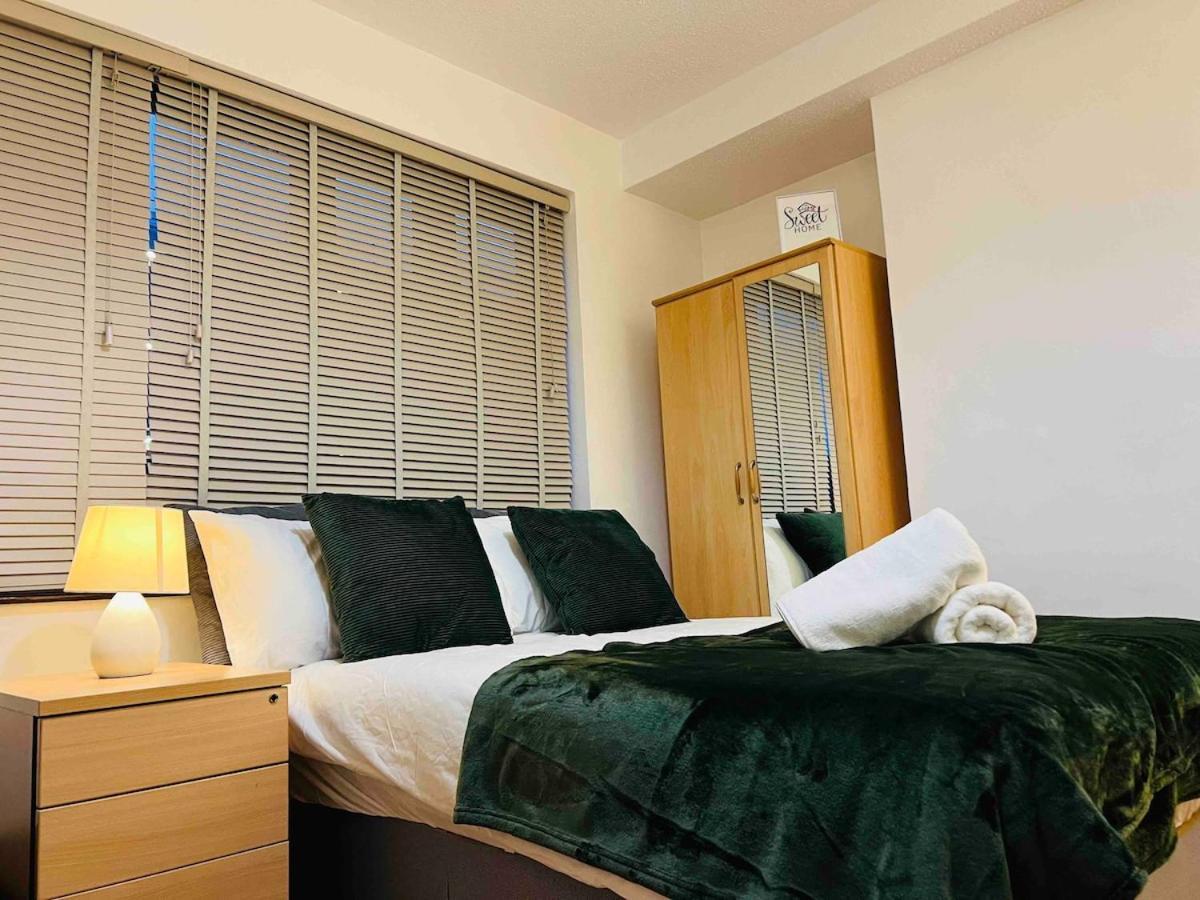 Entire Flat In King's Cross Apartment London