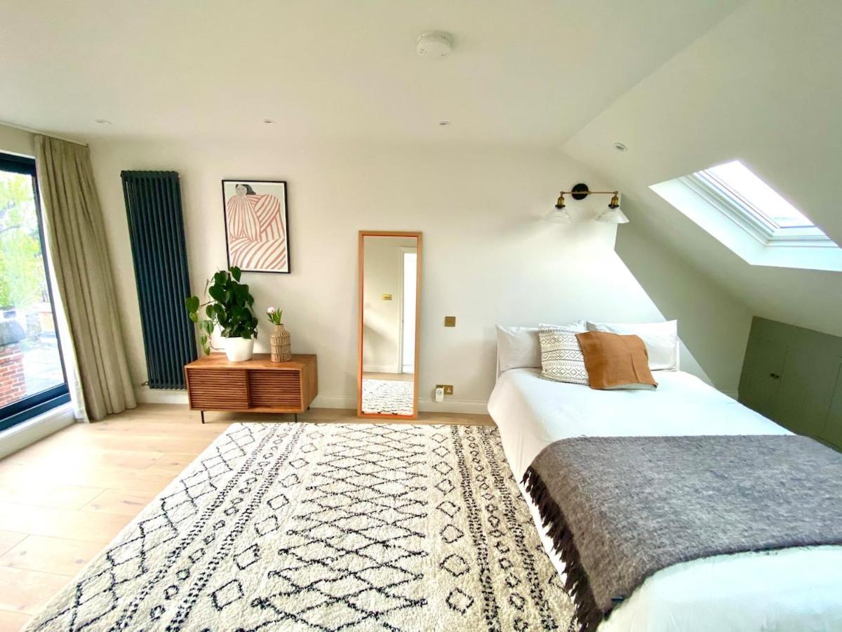 Newly Renovated 4 Bed - North Casa vacanze
