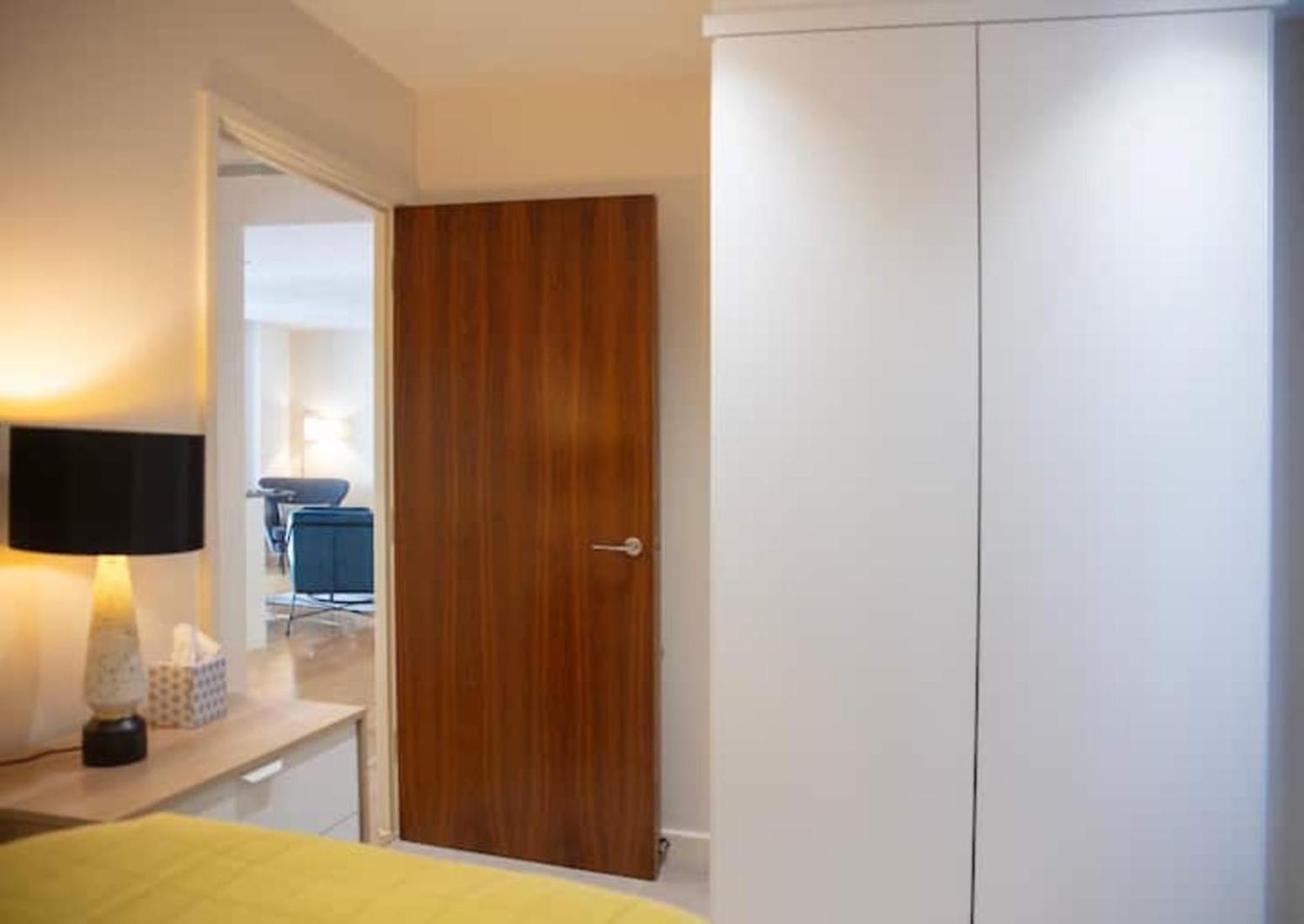 Westminster Two Bed One Bath Sleeps 5 Lägenhet