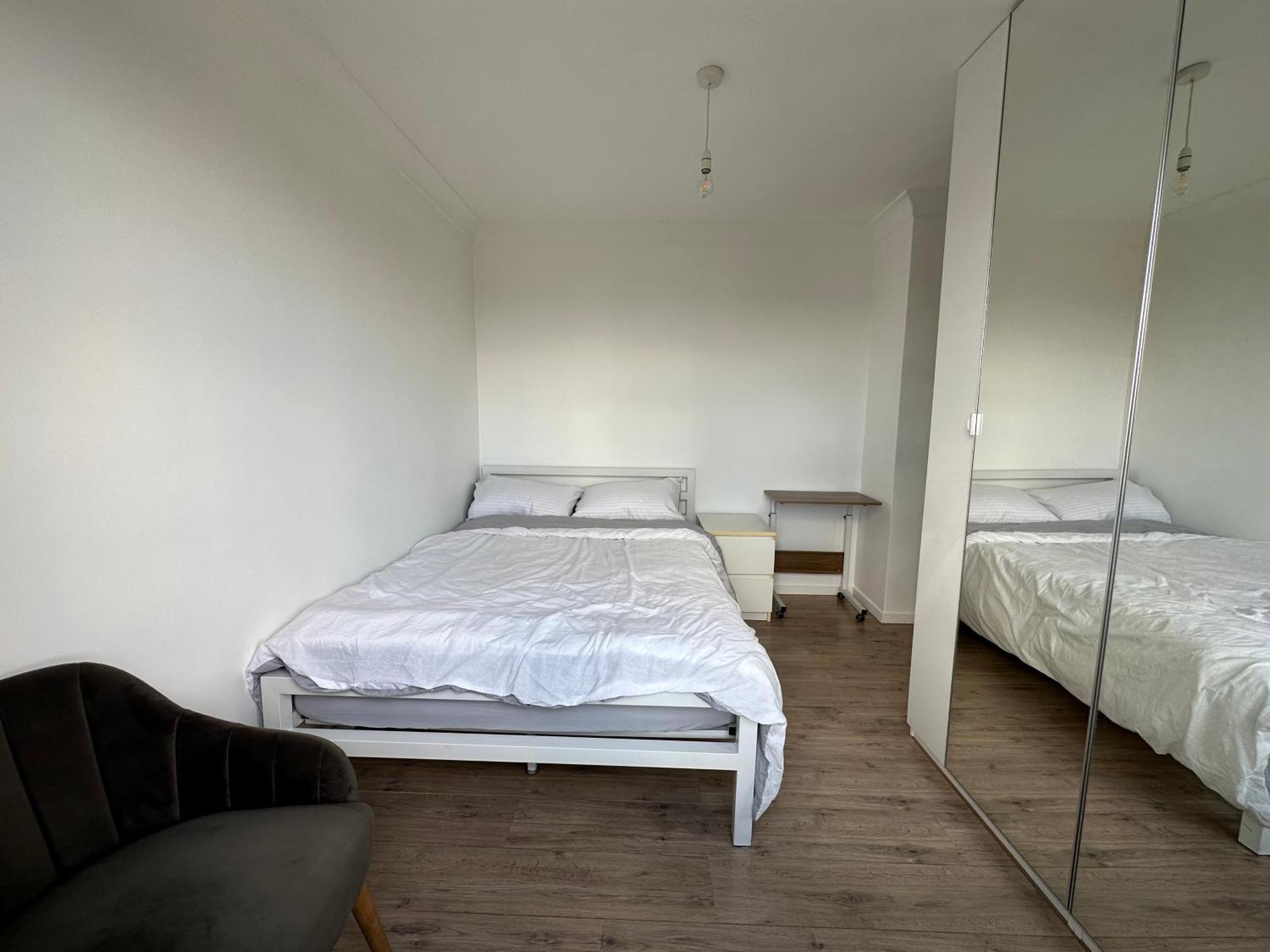 Privatunterkunft Large Guest Overlooking London