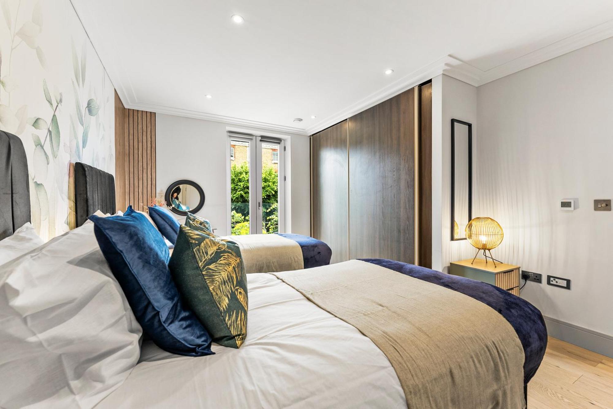 Leilighet Stunning 2 Bed Flat In - Sleeps 8 -balcony London