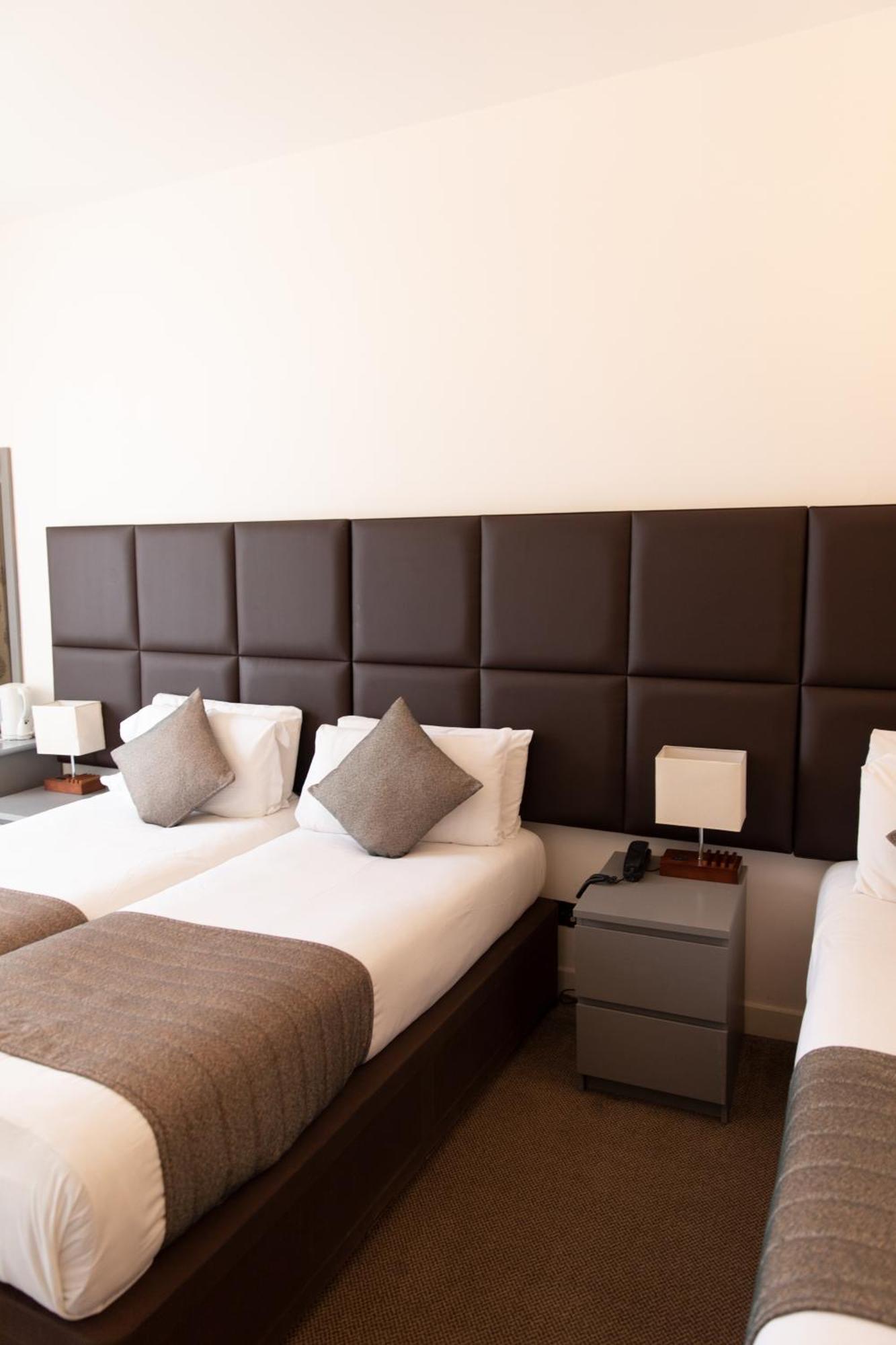 Duke Of Leinster 3* London