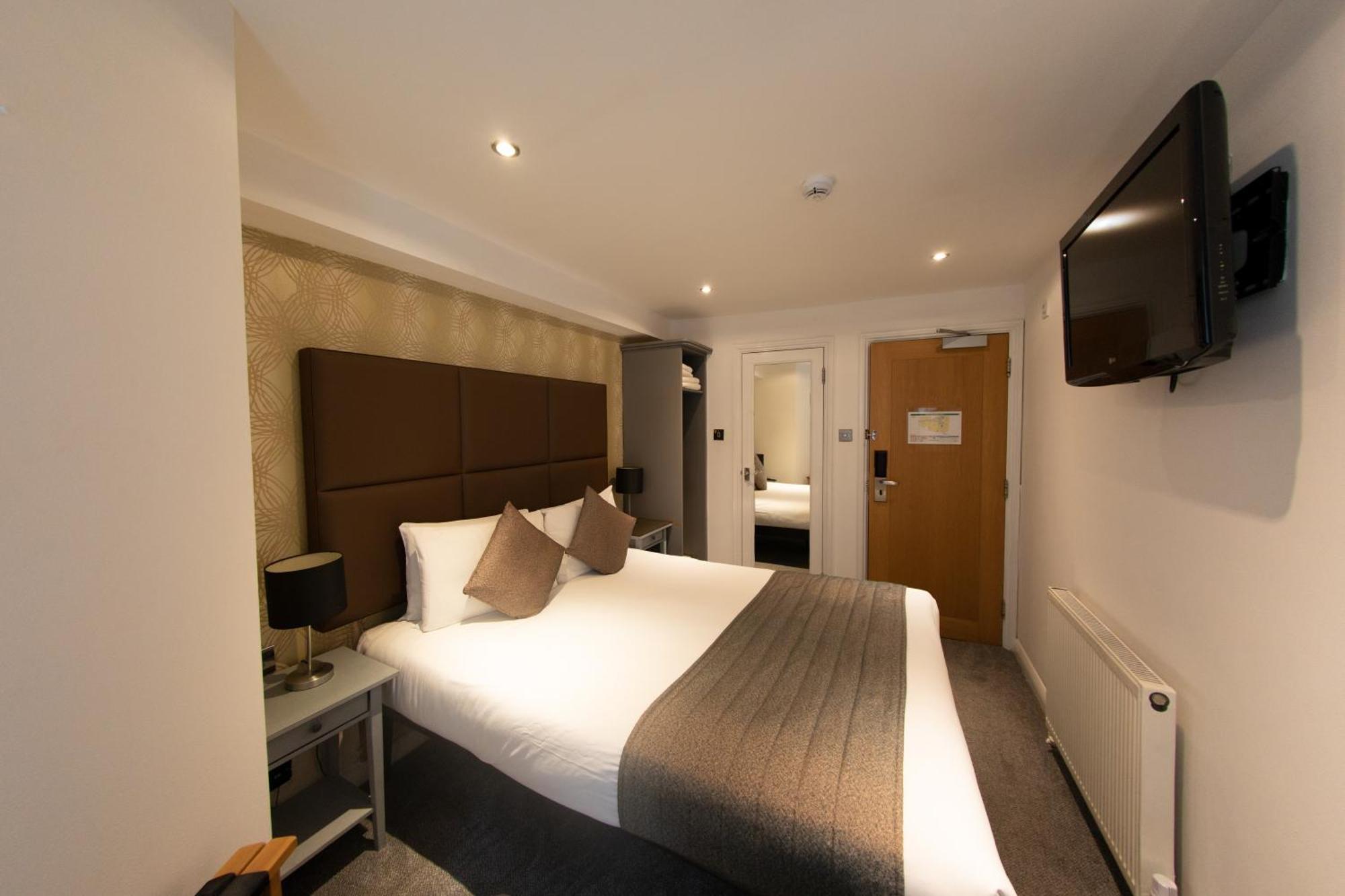 Duke Of Leinster Hotell 3*