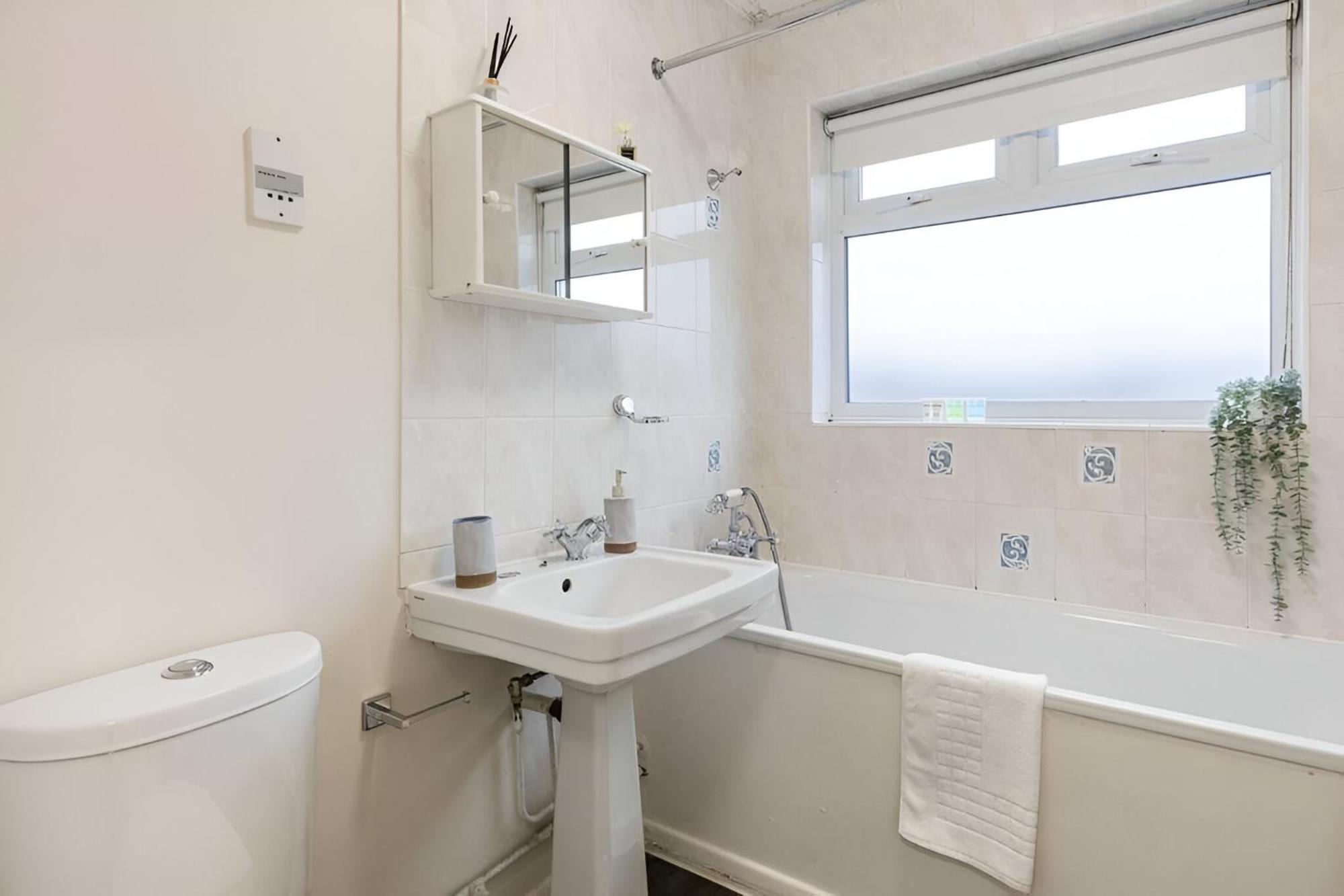 Appartamento Charming 1-br Flat In Prime North Location