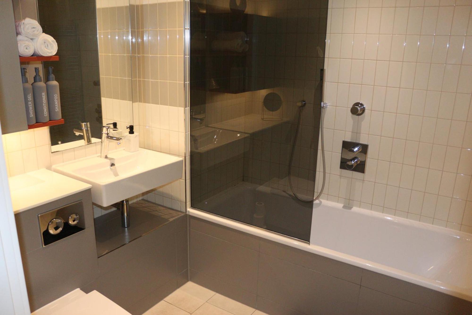 Appartamento Luxury 1 Bedroom In With Free Parking