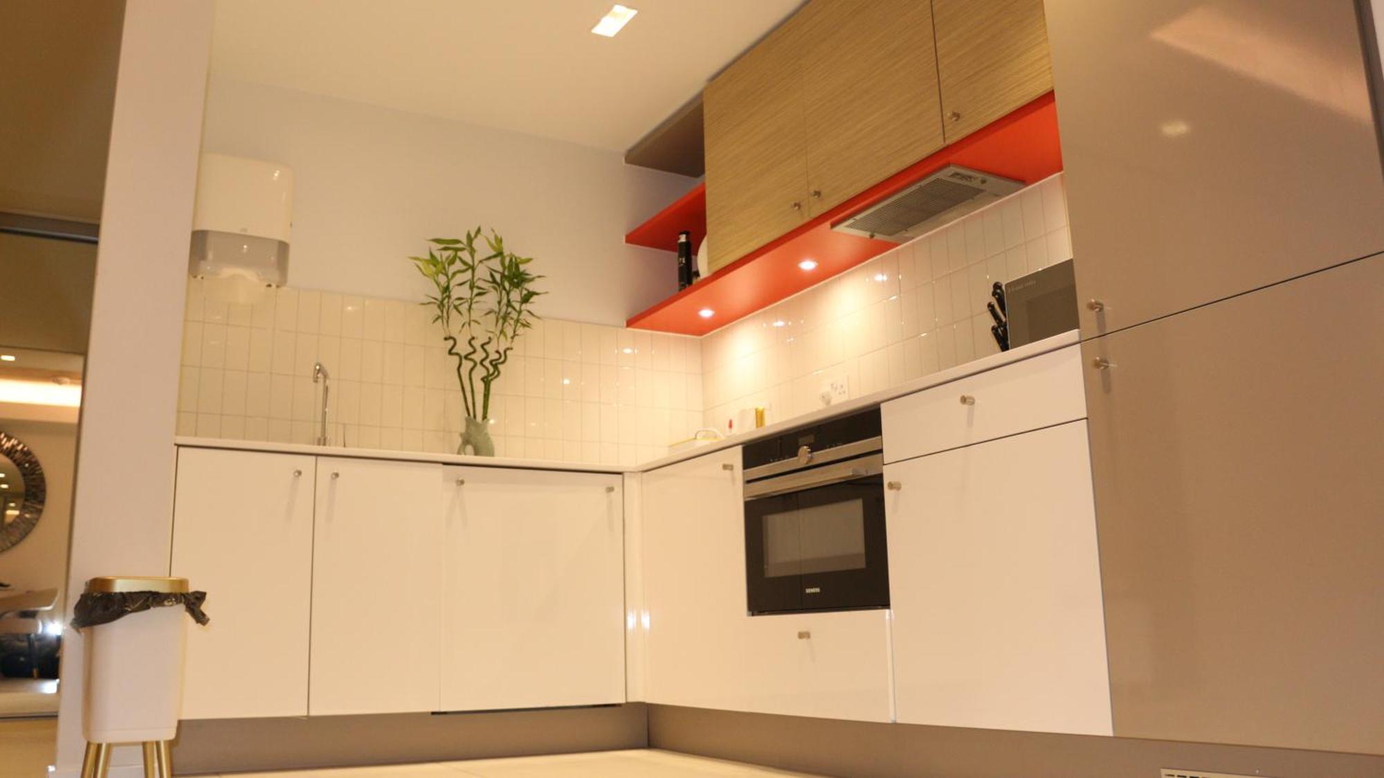 Luxury 1 Bedroom In With Free Parking Appartamento