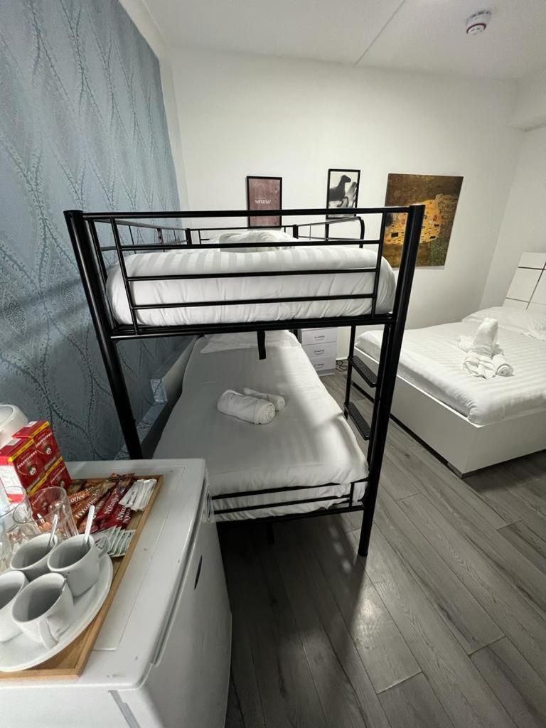Hotel Diana London