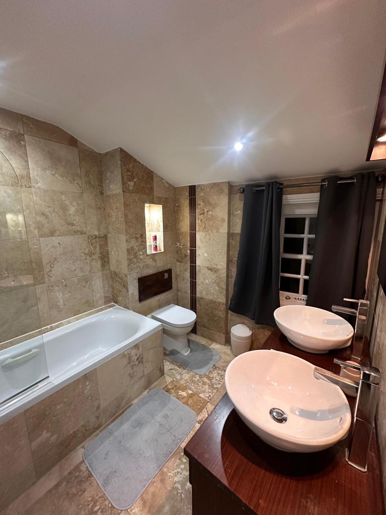 Bridge Guest house *