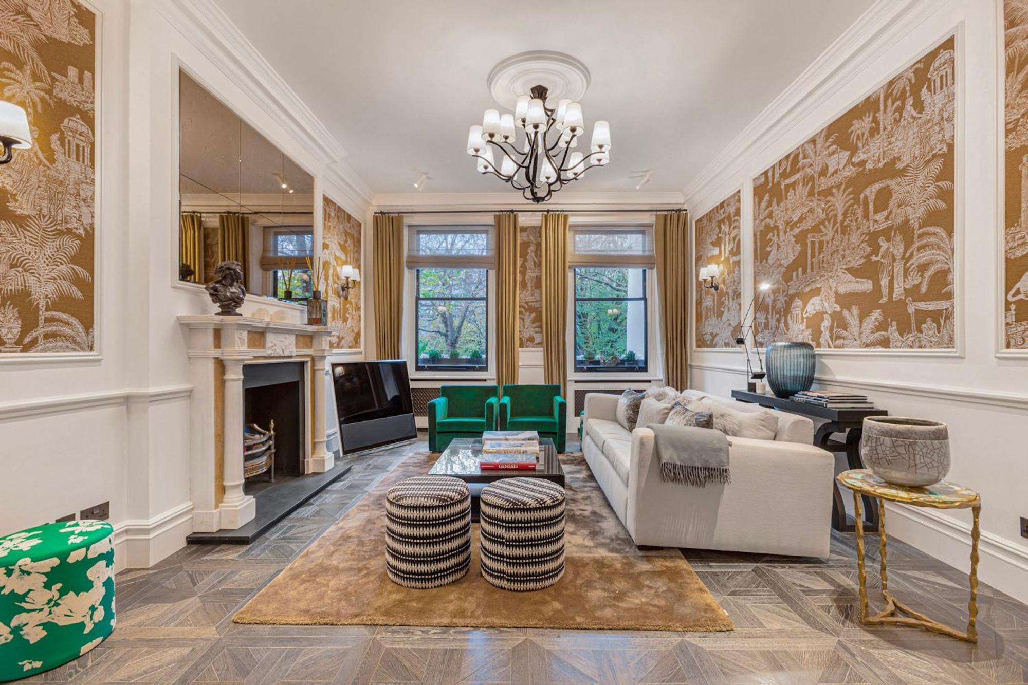 Holiday home 37 Cadogan Place Exquisite Maisonette *
