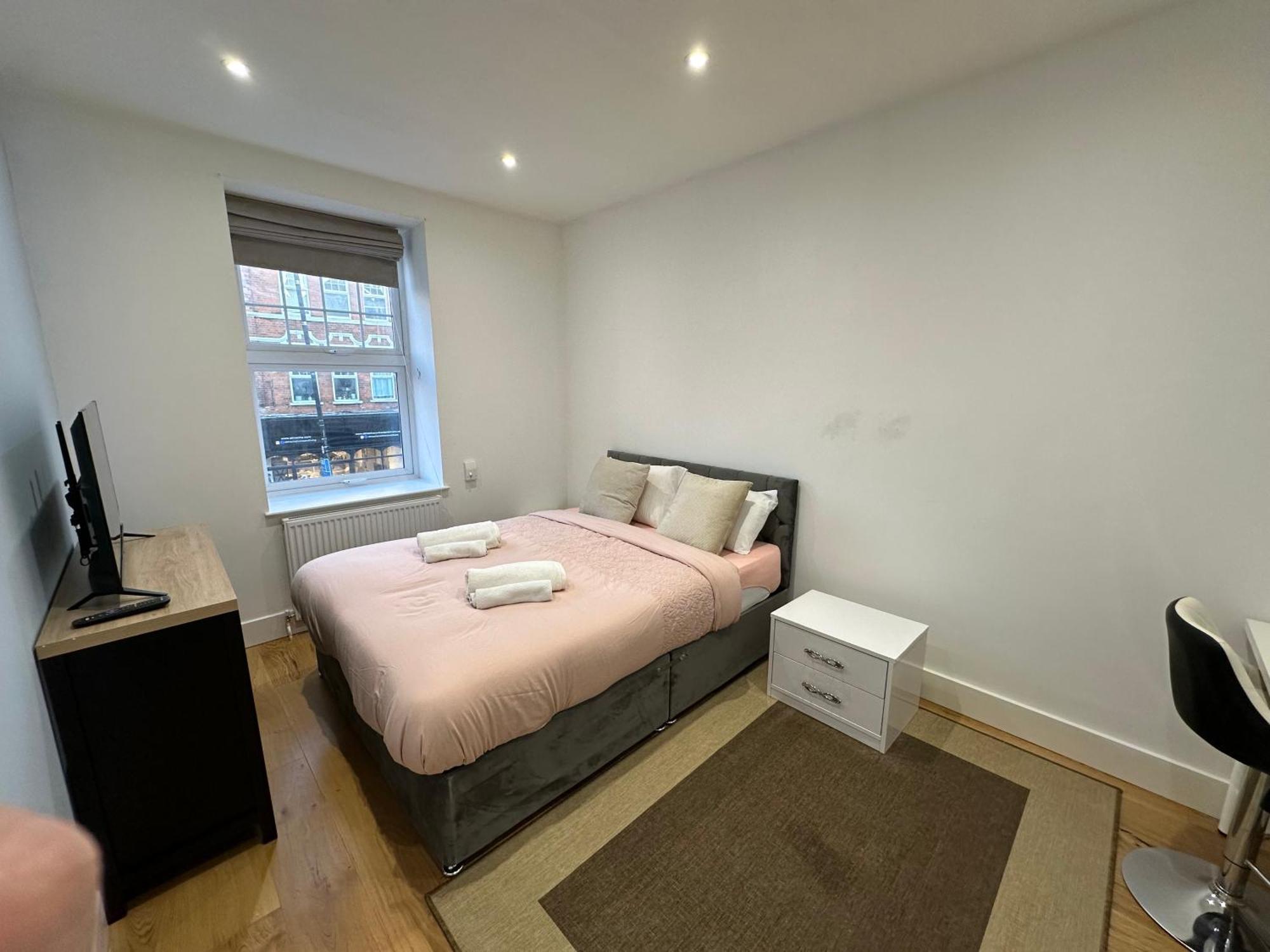 En Suits Room With King Size Bed Accommodatie bij particulieren *