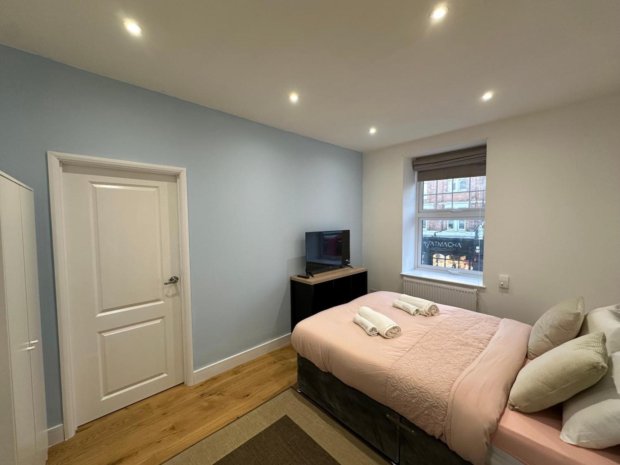 Accommodatie bij particulieren En Suits Room With King Size Bed *