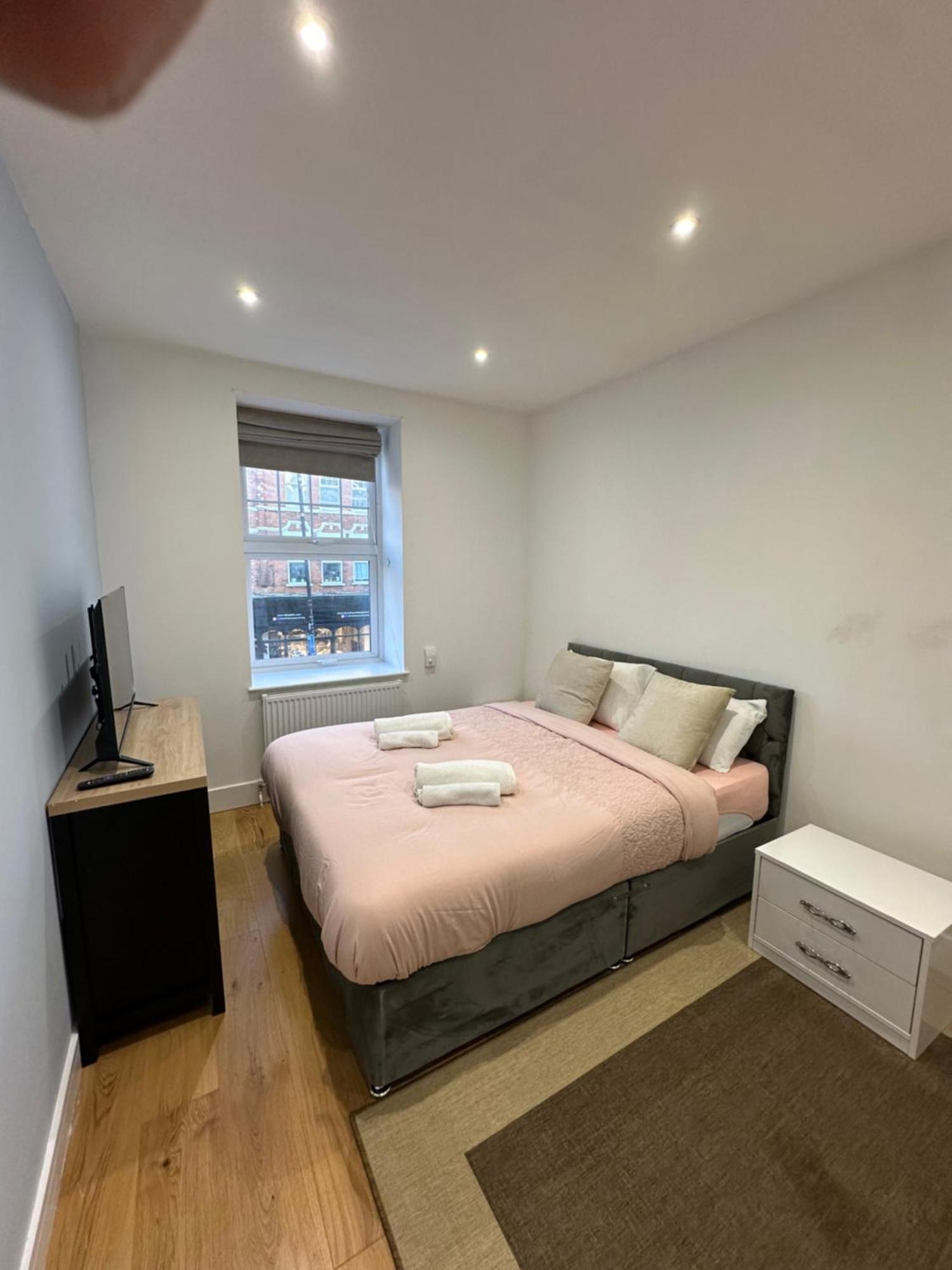 Accommodatie bij particulieren En Suits Room With King Size Bed