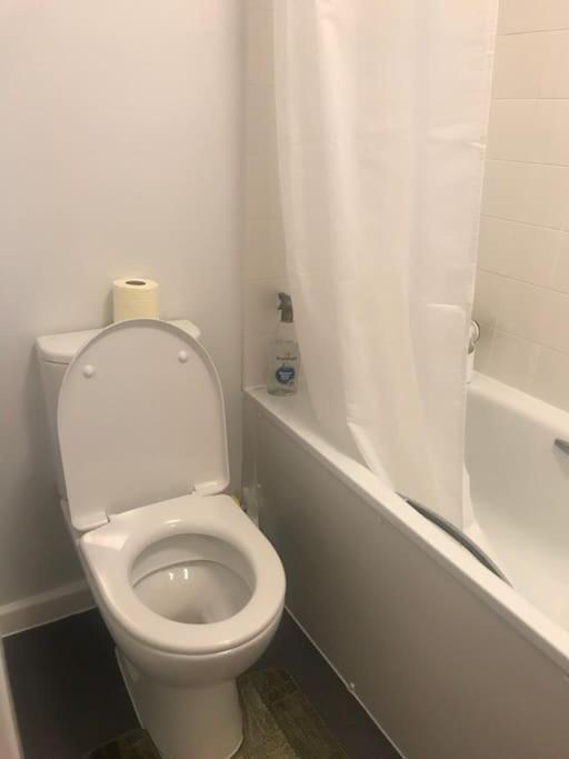 Lejlighed 1 Bed Flat Near *