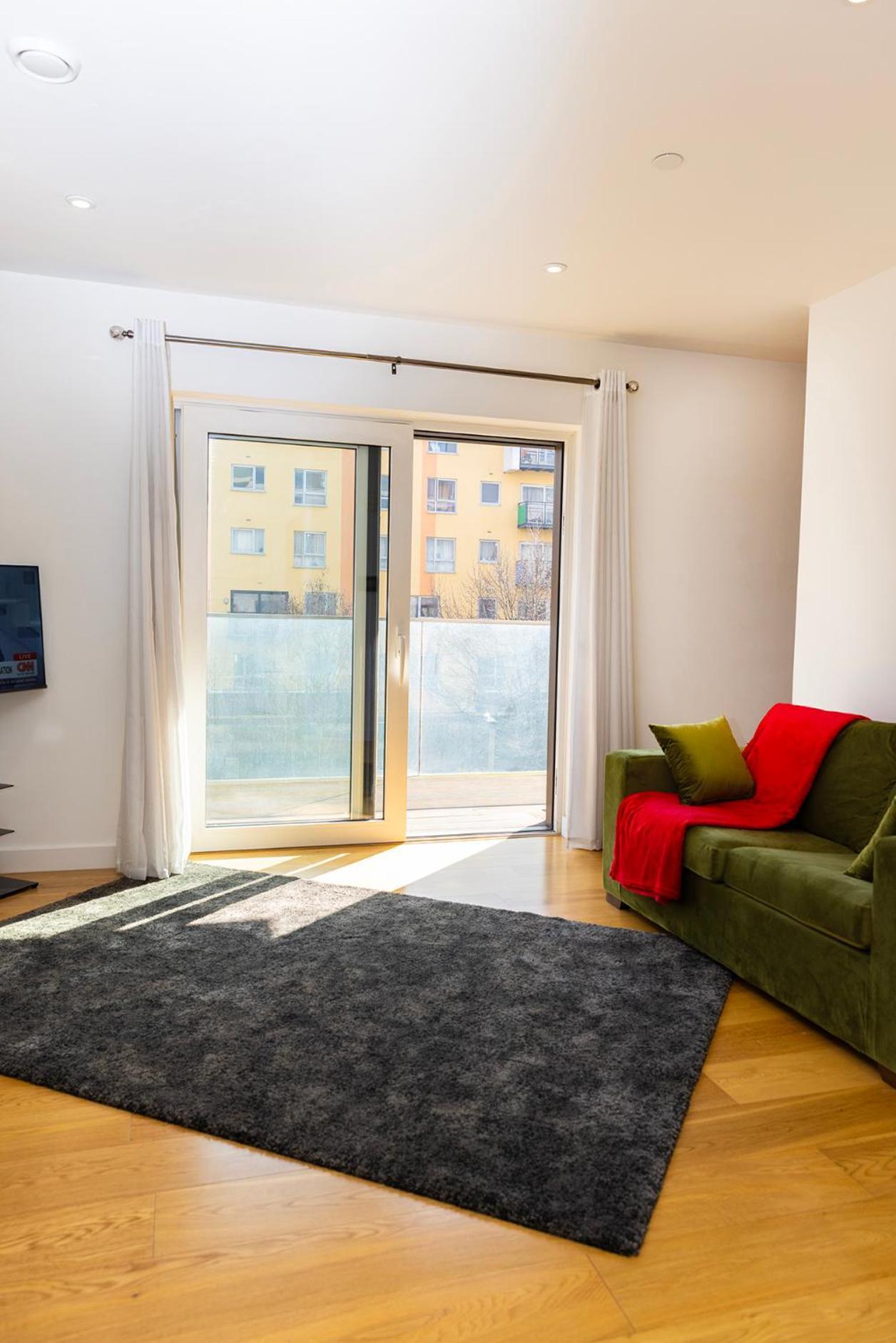 Peninsula Life- Stylish Greenwich 1bed Flat Apartment *