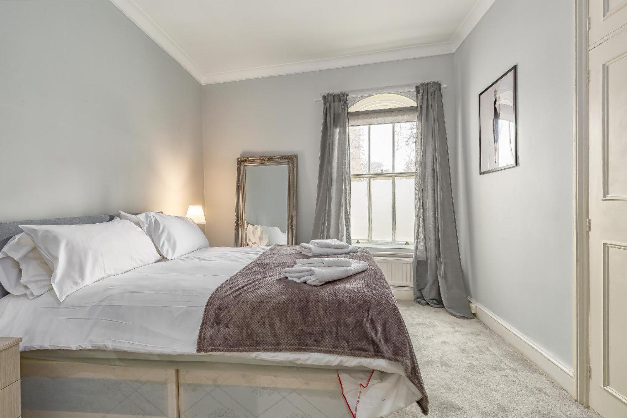 Charming 2 Bedroom In The Heart Of Chelsea Leilighet