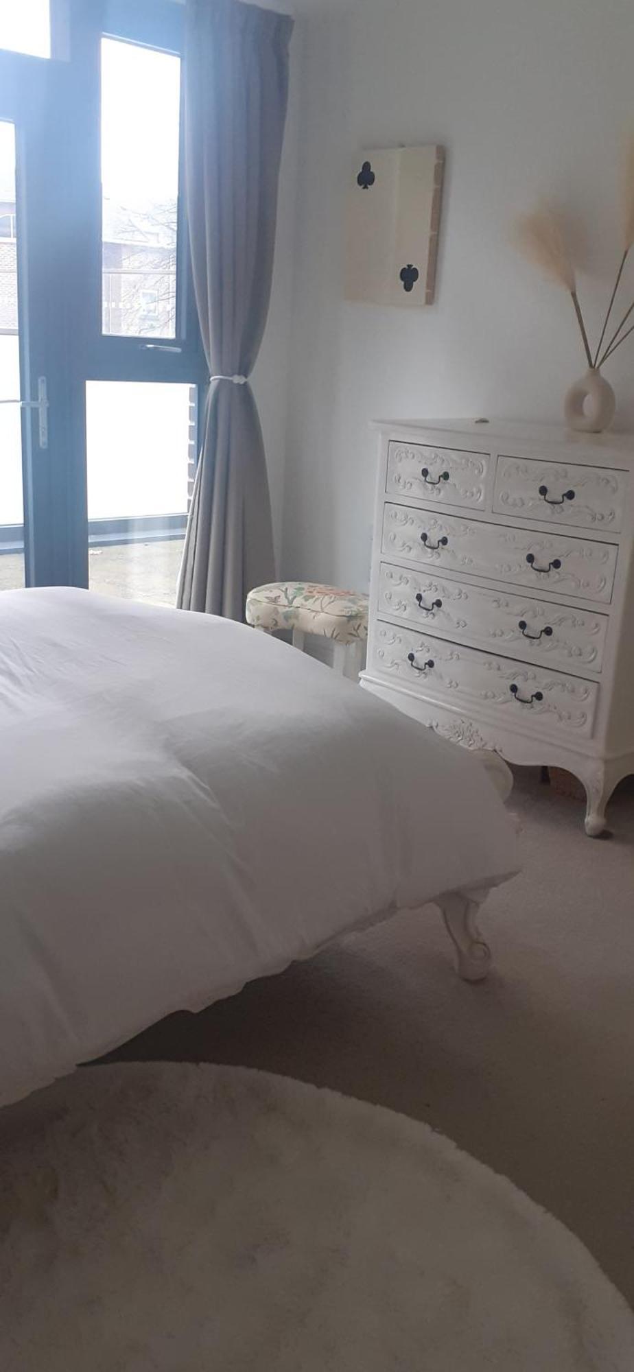 Charming & Cosy Double With Balcony In Wembley - Walking Distance To Wembley Stadium! Privat overnatting London