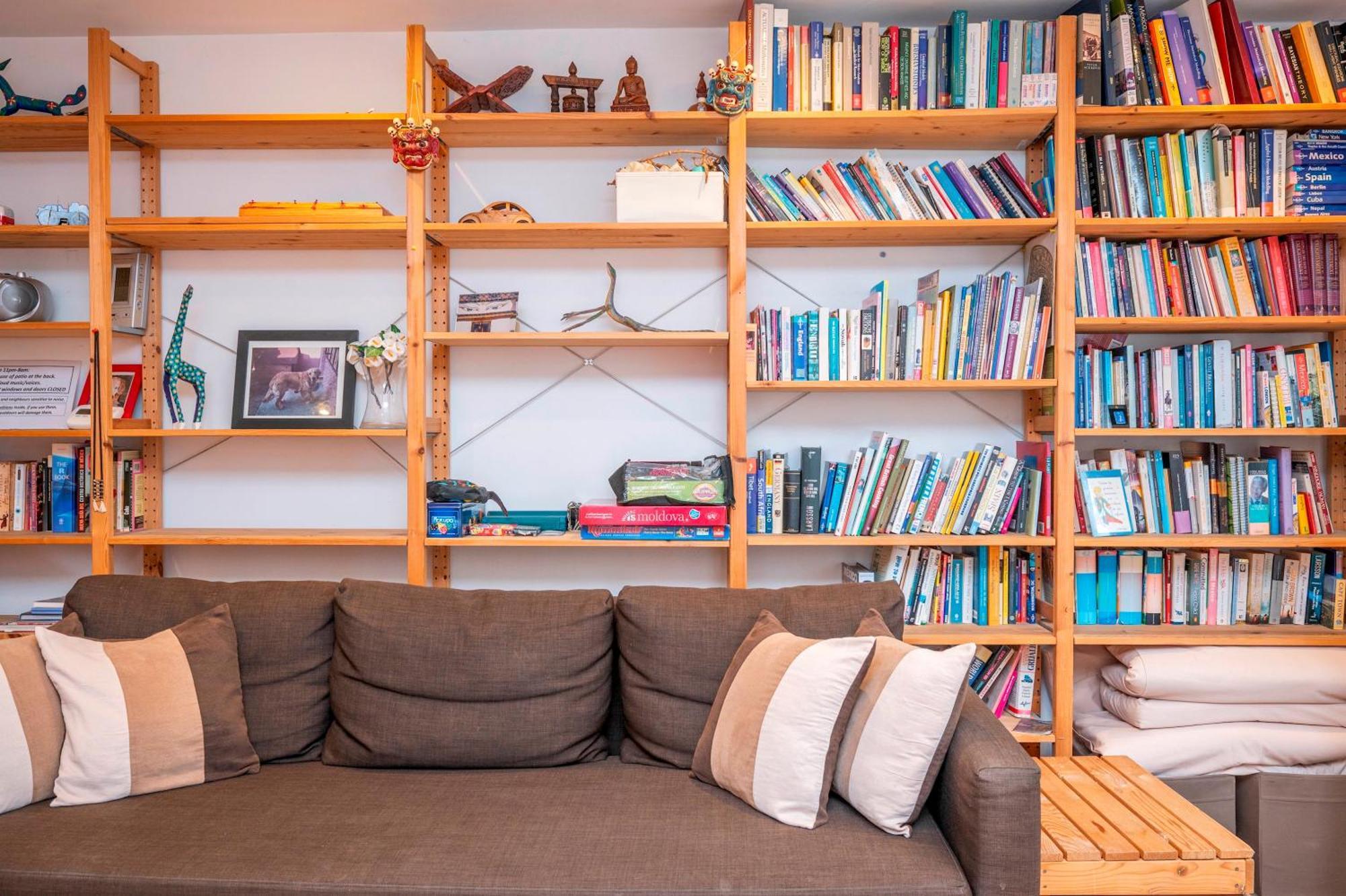 Pass The Keys Spacious 2br W Free Parking Patio Near Tube Vakantiehuis Londen