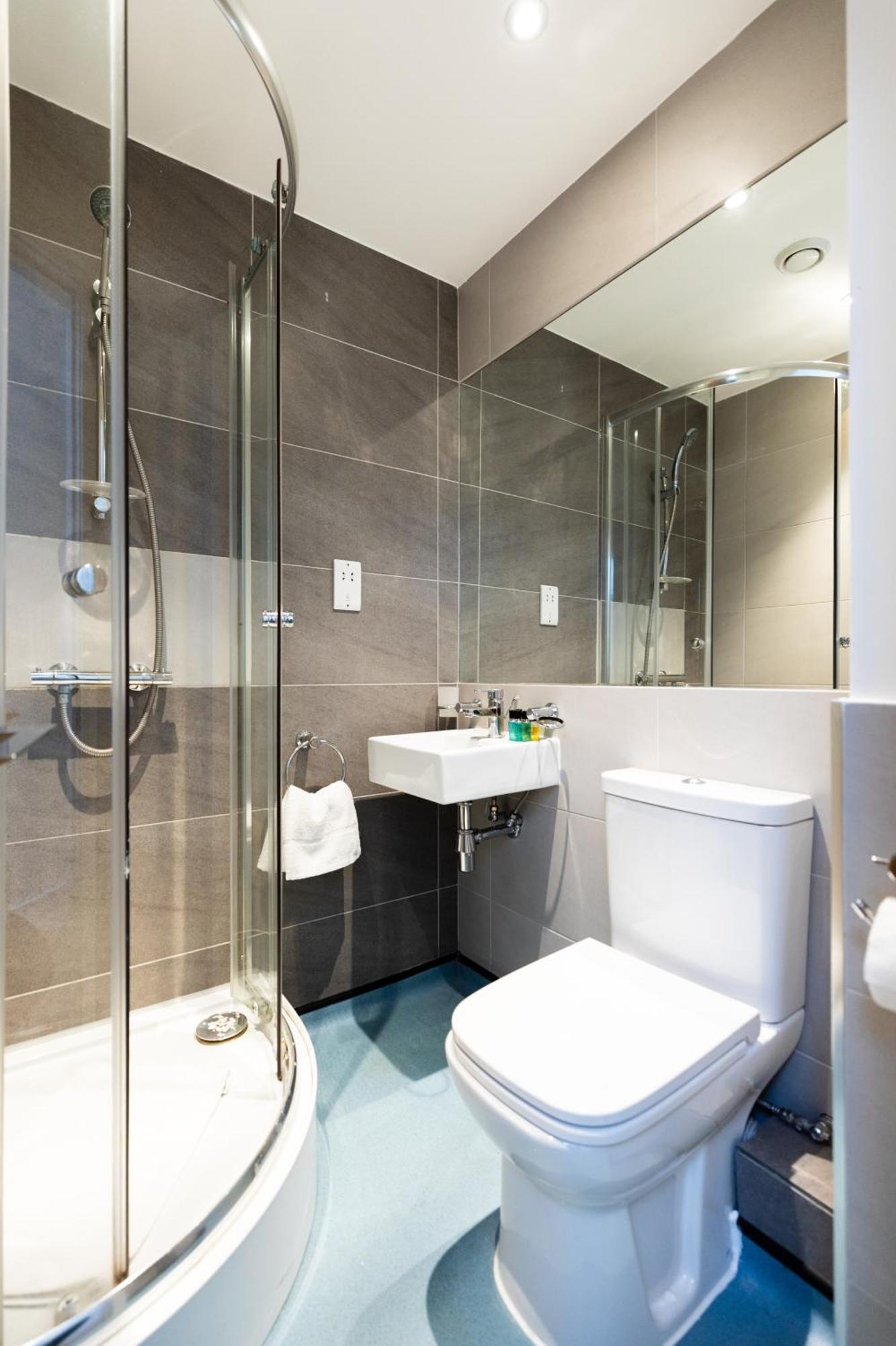 Clarges - Hsk * London