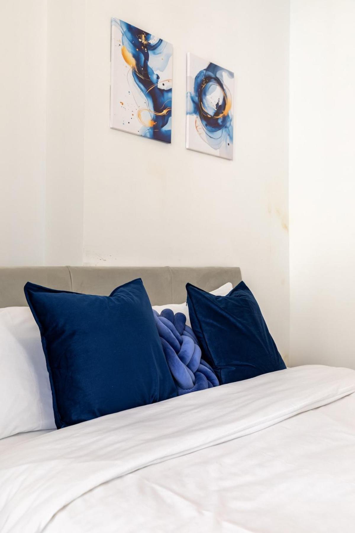 Stylish 2-bed Flat In The Heart Of West Hampstead *