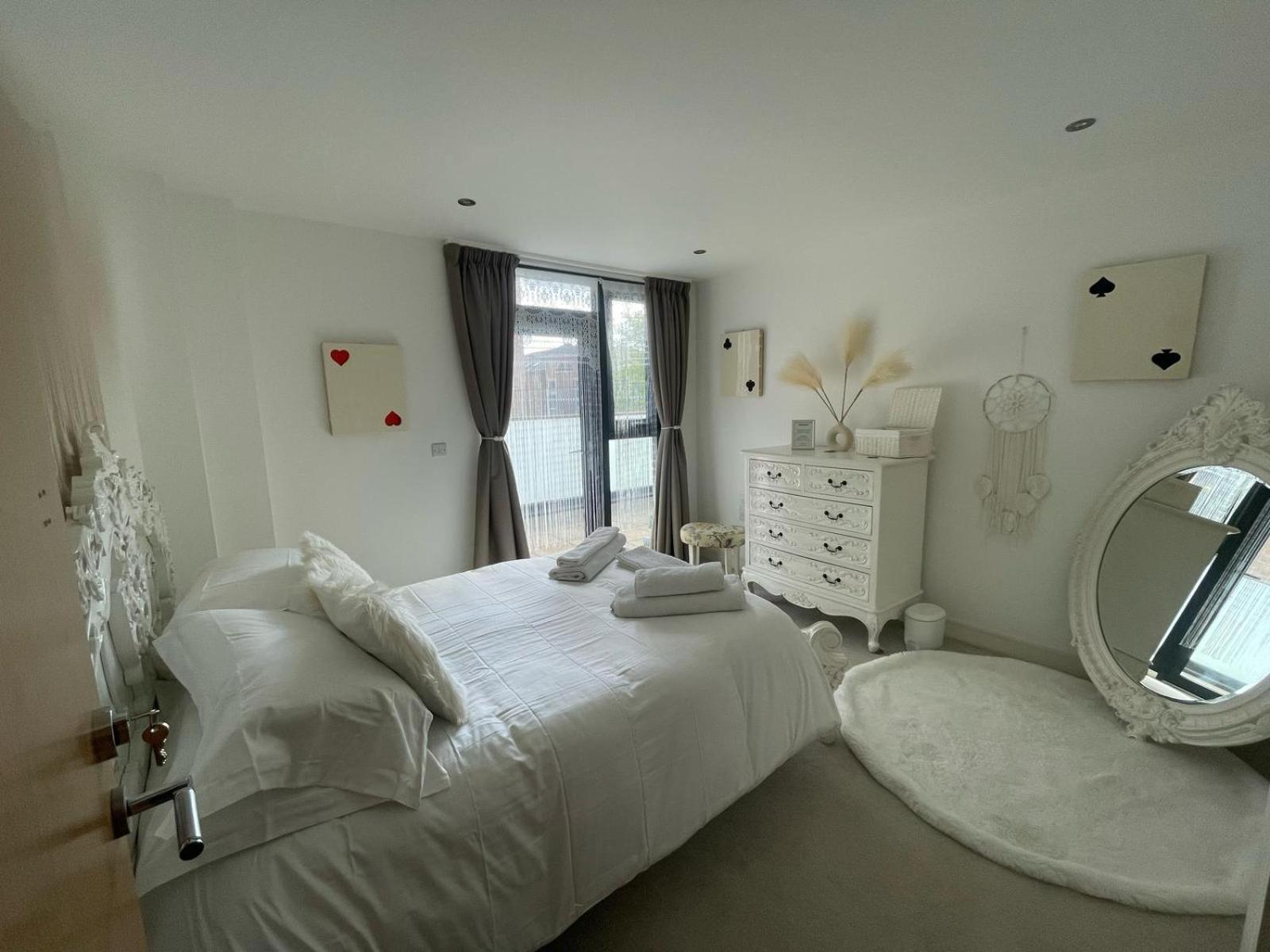 Privat overnatting Charming & Cosy Double With Balcony In Wembley - Walking Distance To Wembley Stadium!