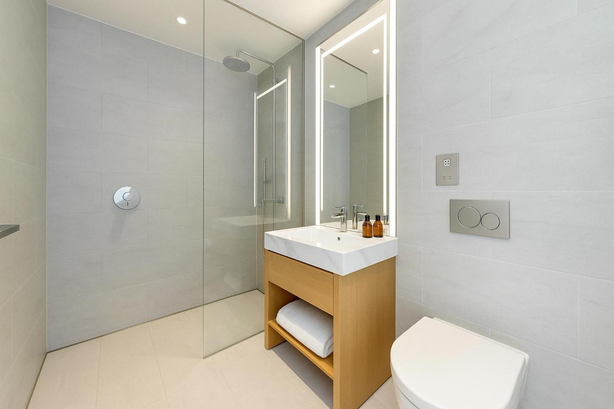 Battersea 2 Bed *