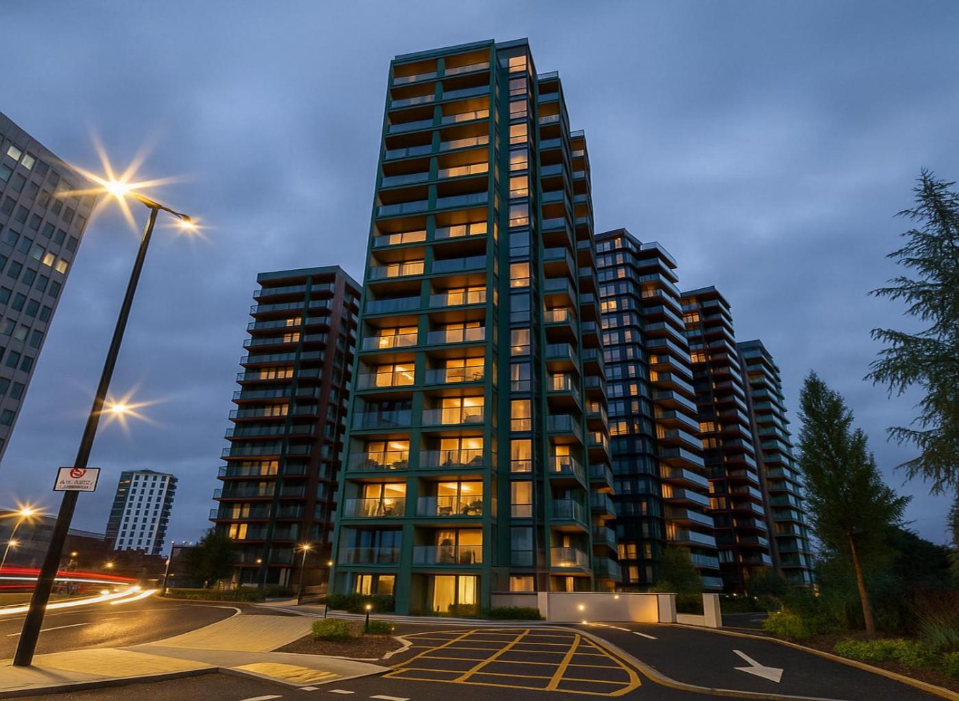 Bright & Modern Flat With Great Transport In Woolwich Londen