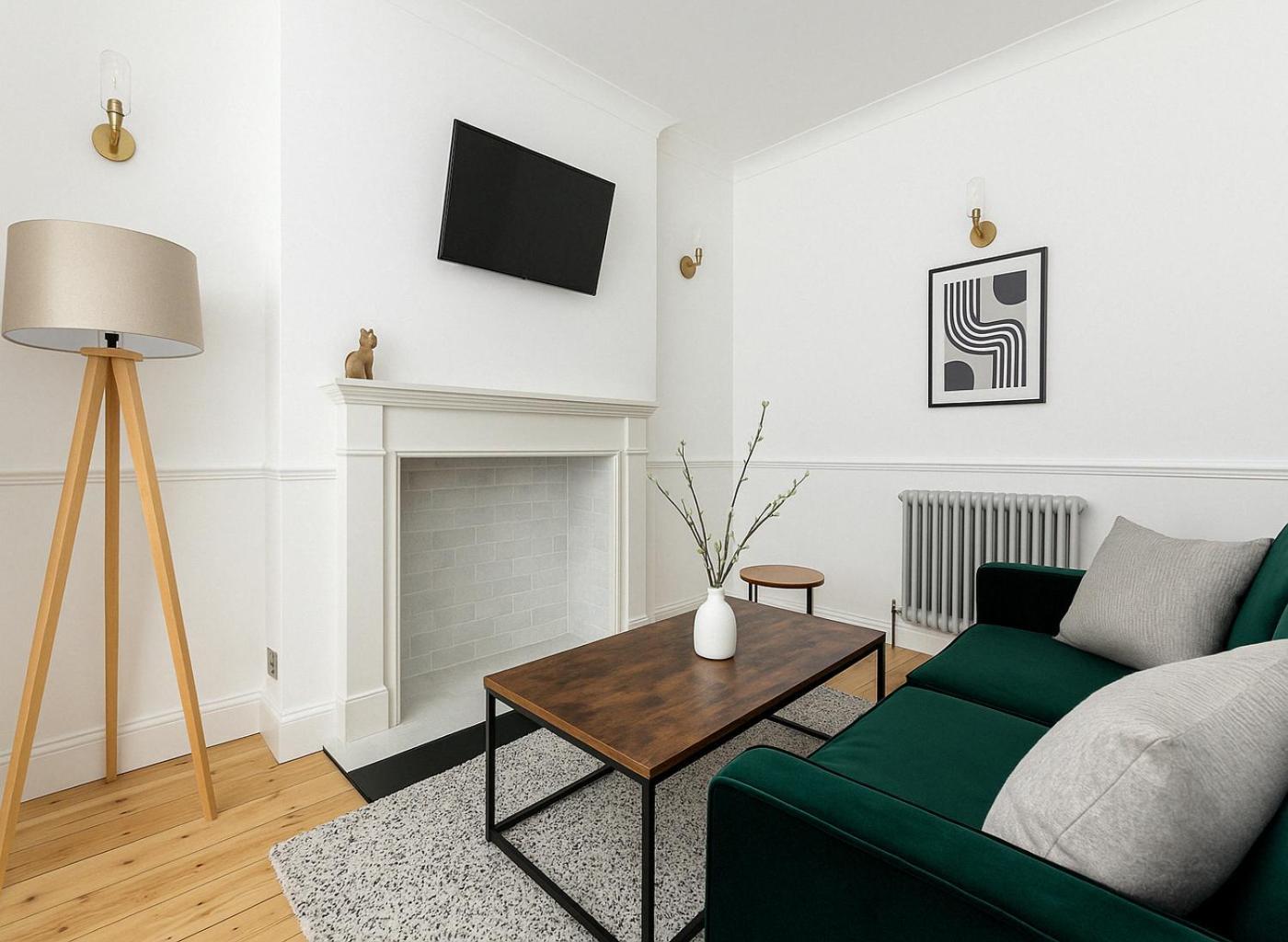 Spacious 2 Bed Flat In Hammersmith Apartment *